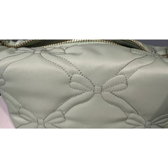 NWT Stoney Clover Lane Toiletry Bag in Pistachio - Picture 9 of 12